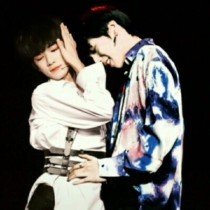 男男厨房食物水果play